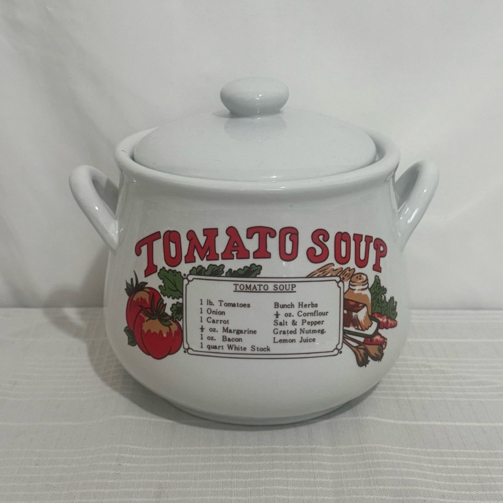 Tomato Soup Ceramic Tureen Container Pot with Lid Midwestern Home Products 2Qt